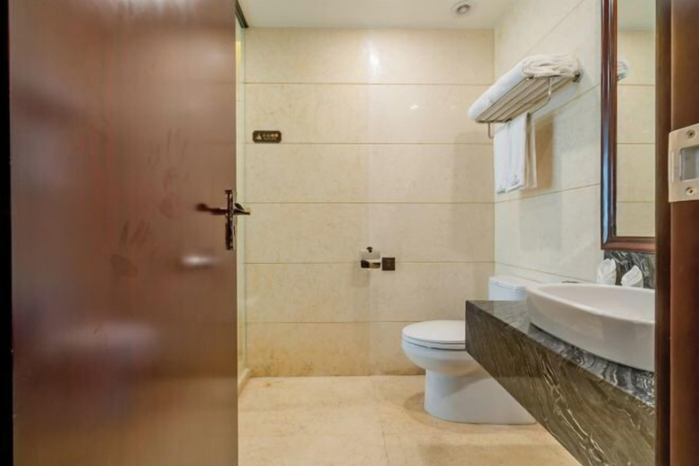 Bathroom 4, Santai Xiancheng Lijing Hotel, Mianyang