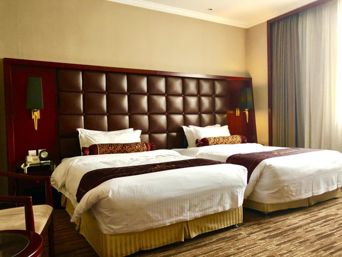 Bedroom 2, Qianmen Jianguo Hotel, Beijing