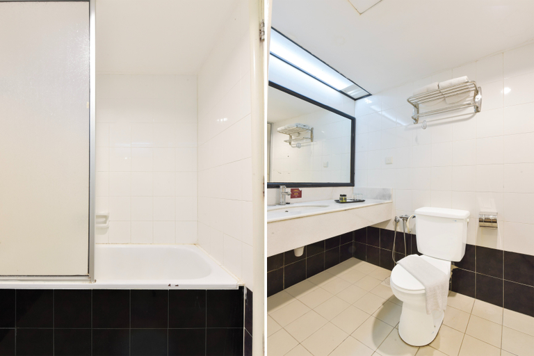 Bathroom 3, Sunday Malacca Formerly Tun Fatimah, Malacca City