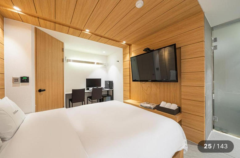 Others 3, Motel Cookie, Songpa