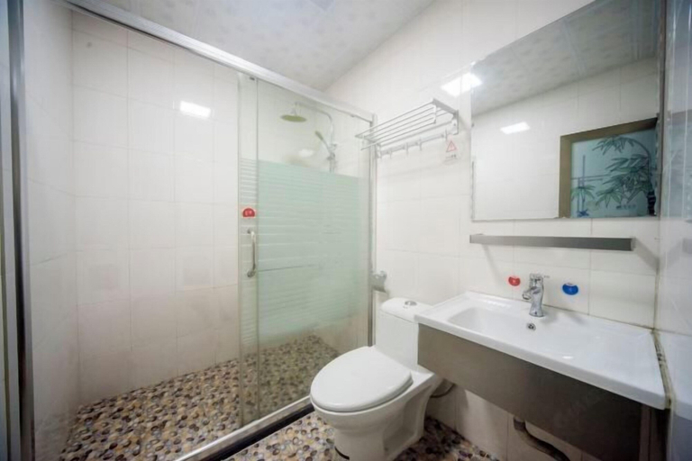 Bathroom 3, Changtai Dongyuan Hotel, Zhangzhou