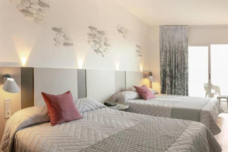Bedroom 3, Hotel Olympus, Alicante