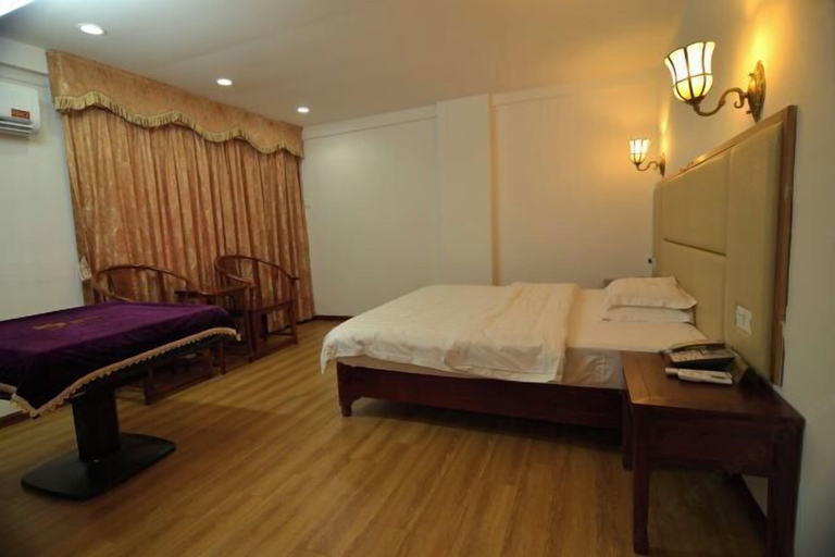 Bedroom 5, Feilong Holiday Hotel, Yunfu