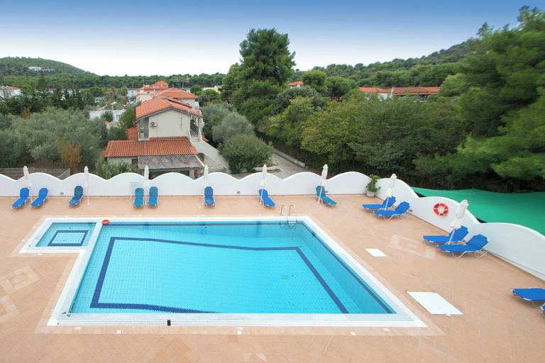 Pool 4, VILLA ALISSIA, Thessaly