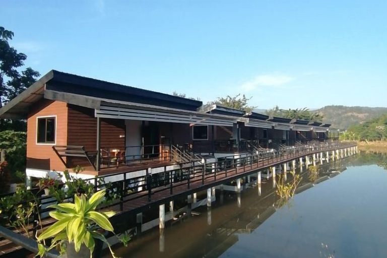 Room 1, Monthatip vill, Chom Thong