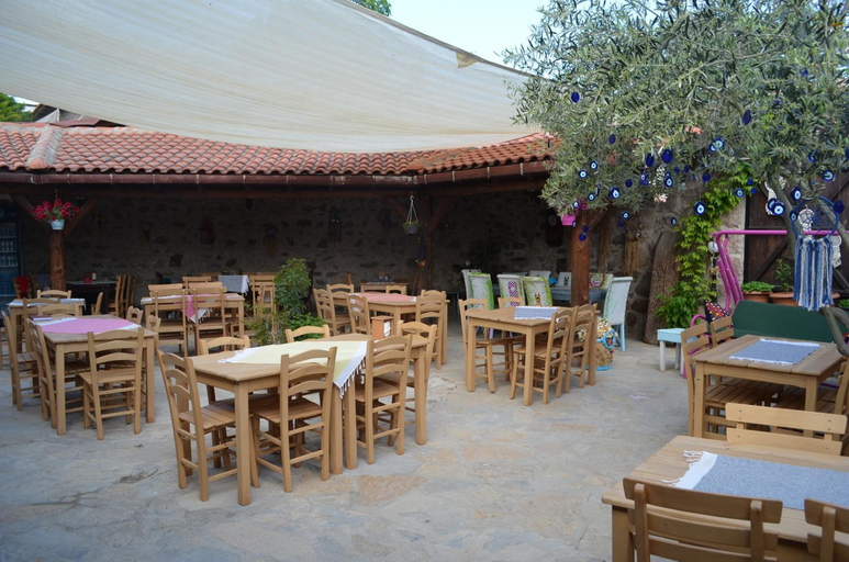 Food & Drinks 5, Nezisin Konagi, Ayvalık