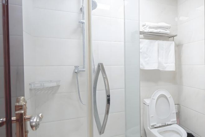 Bathroom 3, Memory Hotel, Zhenjiang
