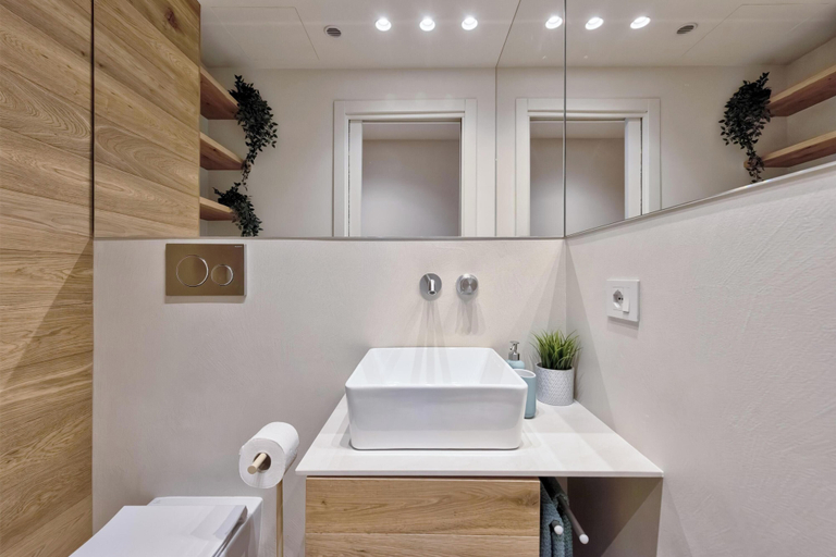 Bathroom 2, Casa del Colle Apartments, Torino
