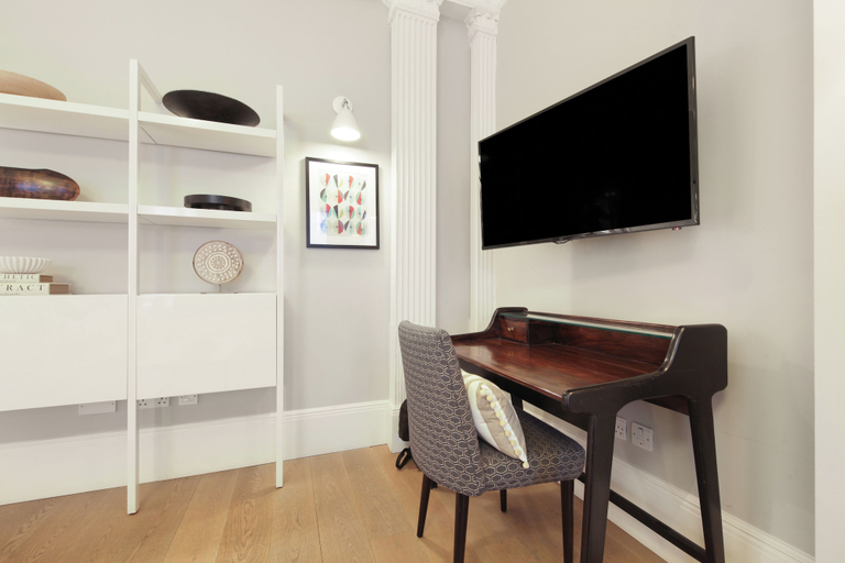 Interior 2, Hertford Flat 16, London