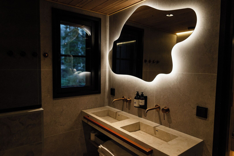 Bathroom 3, Vaattunki Wilderness Resort, Lapland