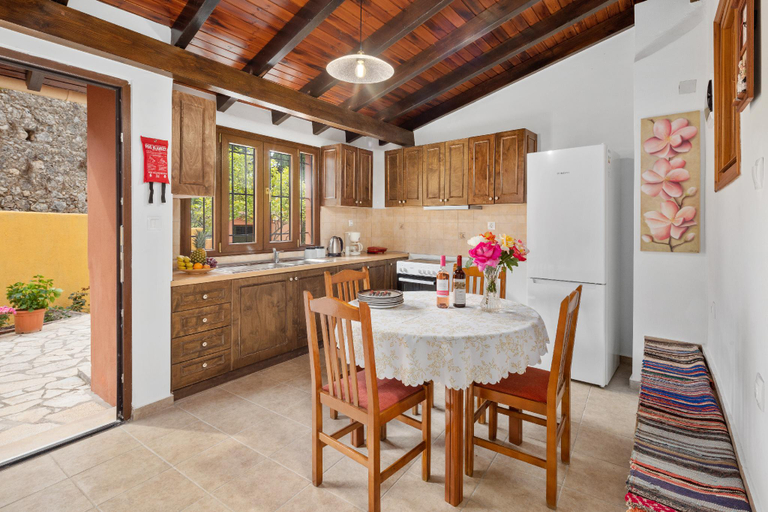 Kitchen 2, Charming Villa in a traditional village, 3 km from the beach of Agios Gordios, Ionian Islands
