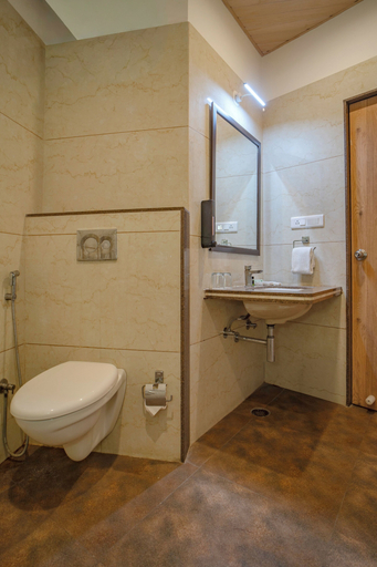 Bathroom 3, Hotel Amantran Inn - City Centre, Udaipur