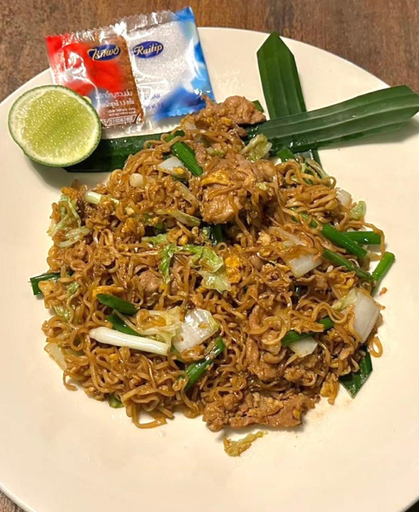 Food & Drinks 4, Camp Mai Mee Chue, Mae Rim