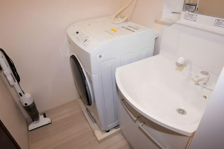 Bathroom 3, KAMI SUITES, Osaka