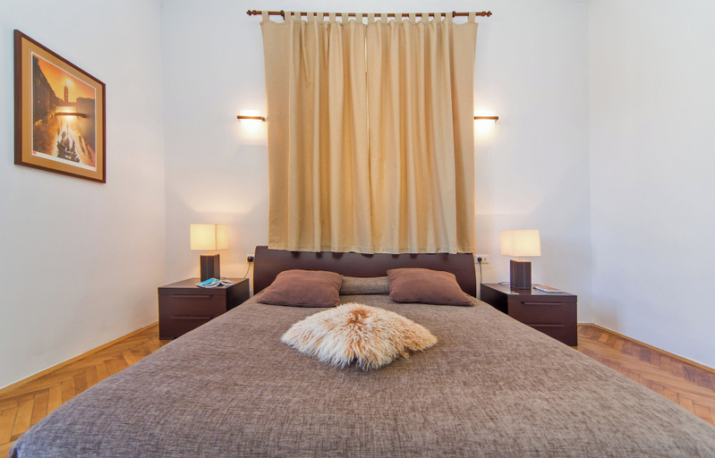 Room 2, Apartments Old Town Gate, Dubrovnik