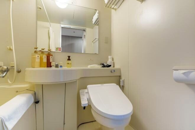Bathroom 3, Hotel Koyo Annex, Hashima