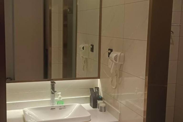 Bathroom 4, Magnotel Hotel (Nanjing Lishui Development Zone Baota North Road), Nanjing
