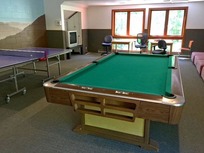 Game room 3, Glacier WA Mt Baker Vacation Rentals, Whatcom