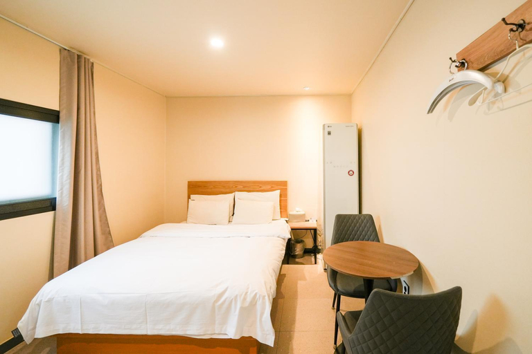 Bedroom 4, Gildong Remi, Gandong