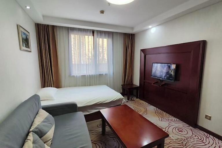 Bedroom 3, Beijing Jinghua Hotel, Beijing