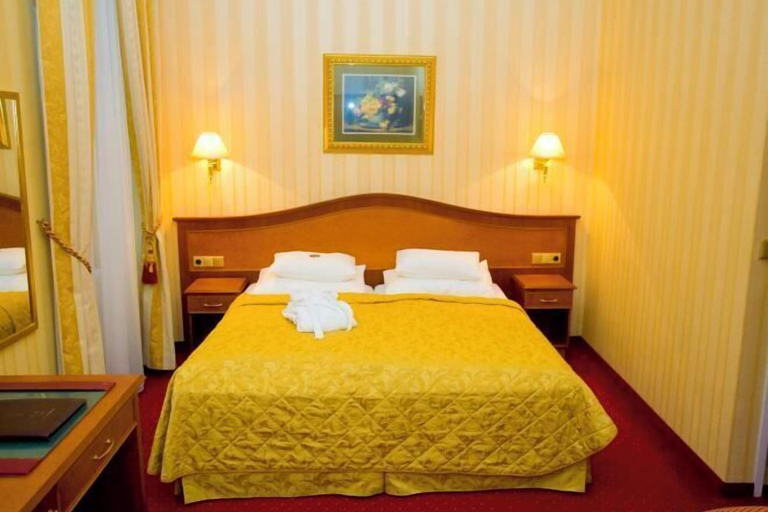 Room 4, Pension Opera Suites I Self Check IN, Wien