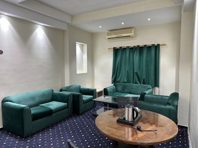 Living area 2, Alamaken Lana