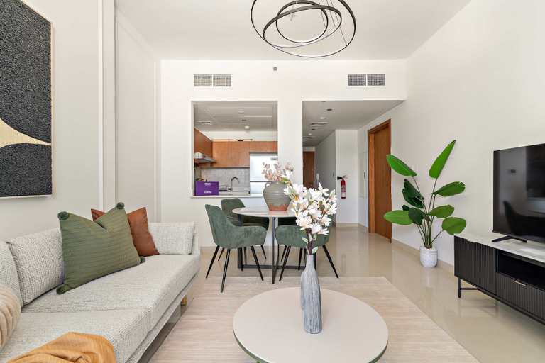 Room 4, Silkhaus 1bdr Serene Stay Nearby Reem Mall, Abu Dhabi City