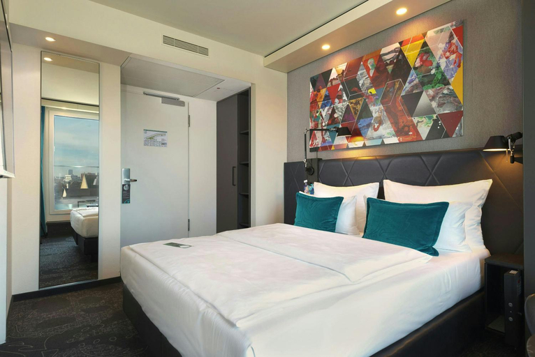 Bedroom 3, Motel One Frankfurt-Romer, Frankfurt am Main