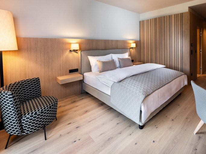 Bedroom 2, Schloss & Boutiquehotel Mitterhart, Schwaz