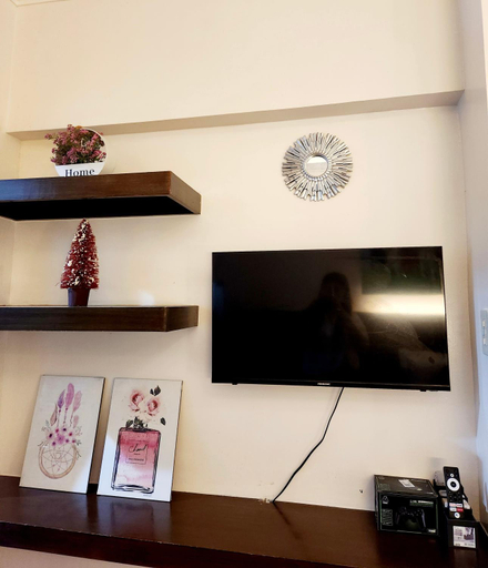 Others 5, Tagaytay Condo Staycation- Taal-view with balcony, Tagaytay City