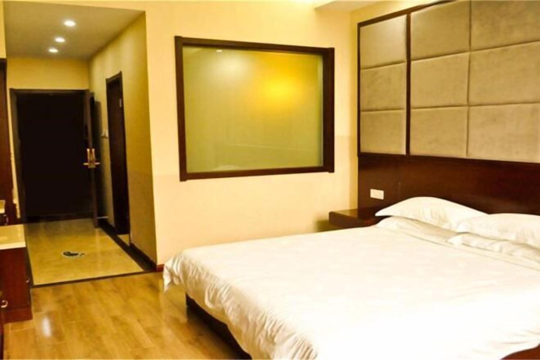 Bedroom 3, Wenhai Hotel, Ma'anshan