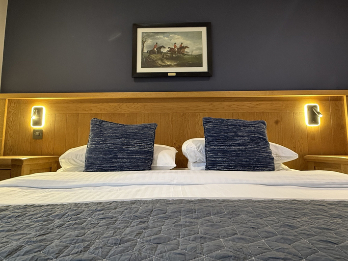 Bedroom 2, The Star Inn 1744, Leicestershire