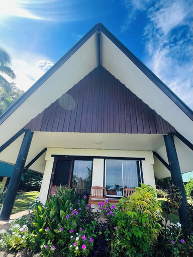 Exterior & Views 2, Crusoe's Retreat, Serua