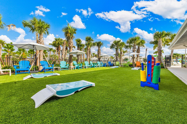 Property amenity 4, 16148 Palm Frond Ave, Lake