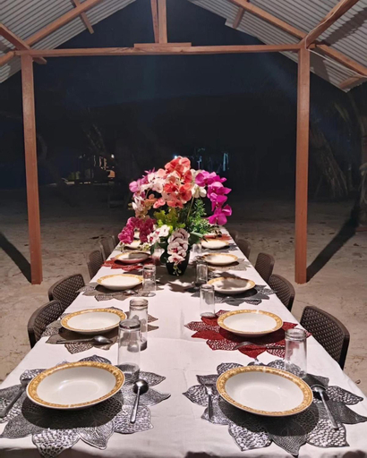 Food & Drinks 5, Kamar Raja Bungalow, Raja Ampat