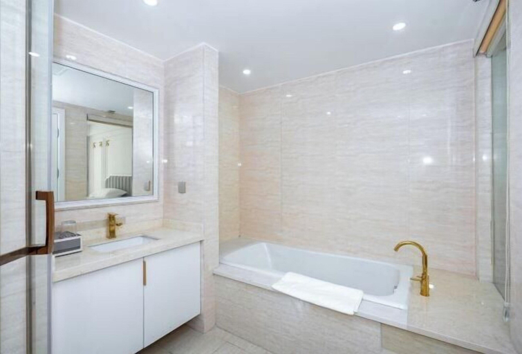 Bathroom 3, Lanting Hotel (MixC Baimajing Road Metro Station Branch ), Suzhou