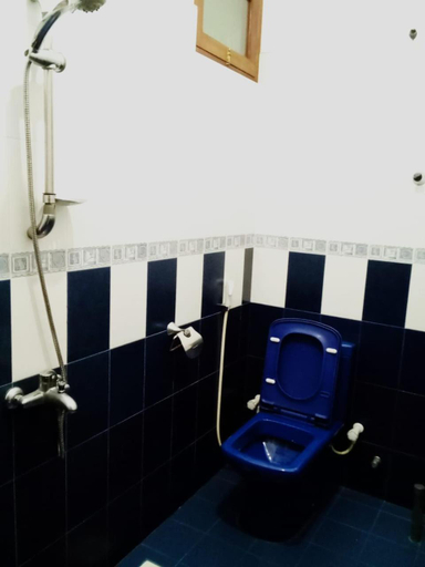 Bathroom 1, Harris Villa, Hikkaduwa