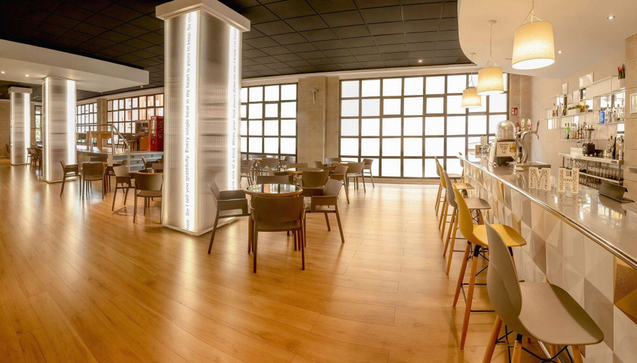 Food & Drinks 5, Hotel Olympus, Alicante