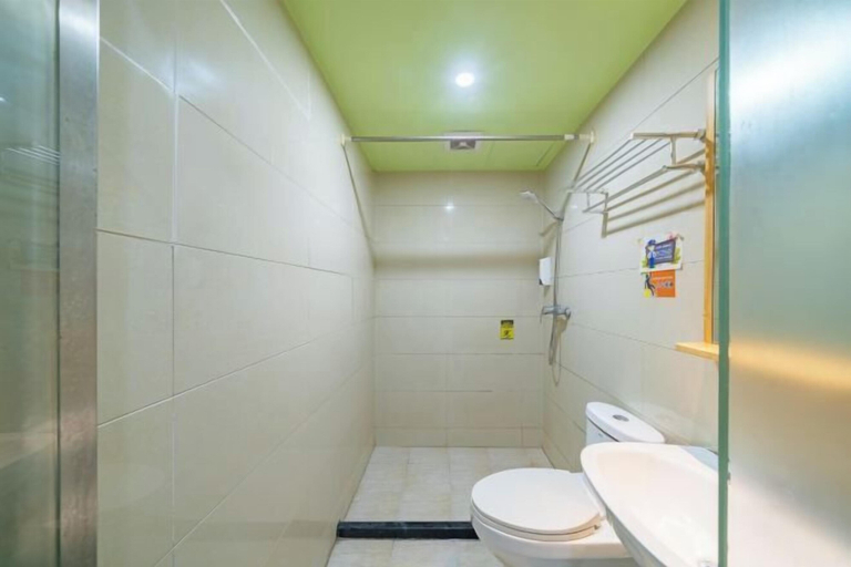 Bathroom 3, Ruide Te Hotel (Hangzhou Xiaoshan Renmin Road Subway Station), Hangzhou