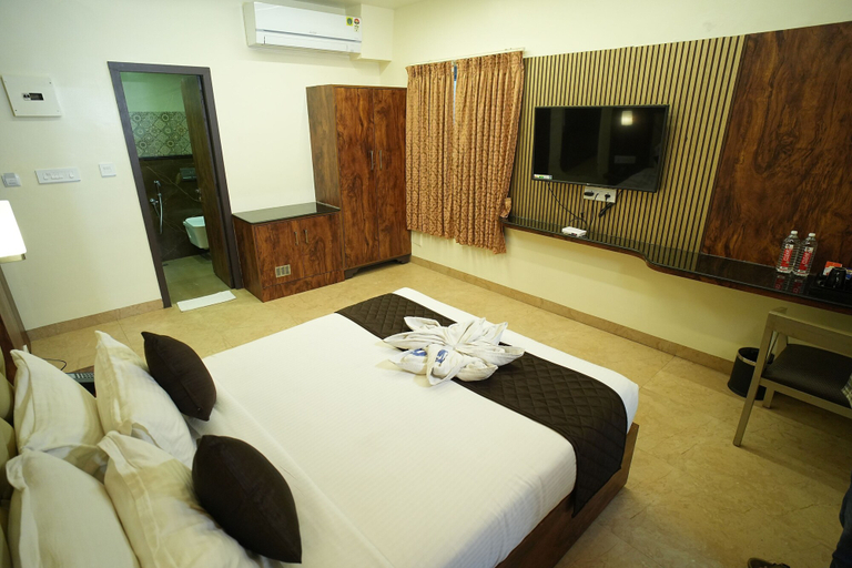 Bedroom 5, Hotel Arunachala, Tiruvannamalai