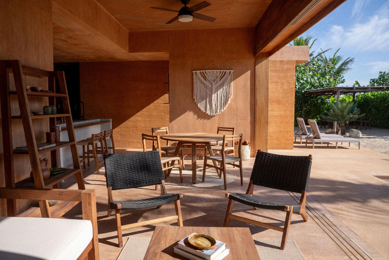 Food & Drinks 5, Mazul Puerto Escondido, Dist. Pochutla