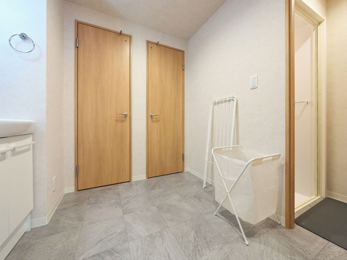 Laundry room 4, Retrospect Stay Kannai, Yokohama