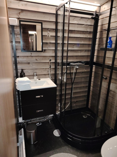 Bathroom, Kotatieva Resort, Lapland