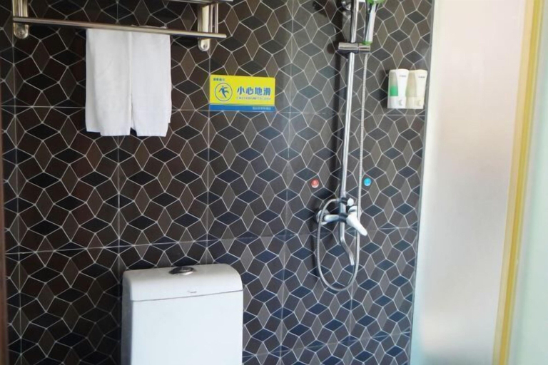 Bathroom 4, Jinda Business hotel, Zhuhai