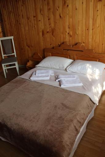 Bedroom 3, Трембіта, Nadvirnians'kyi