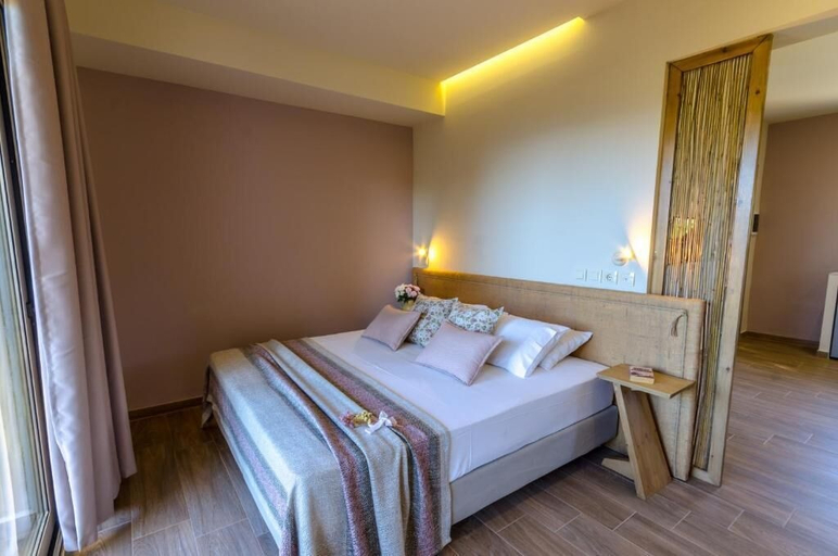 Room 2, Forest Resort Suites Skiathos, Thessaly