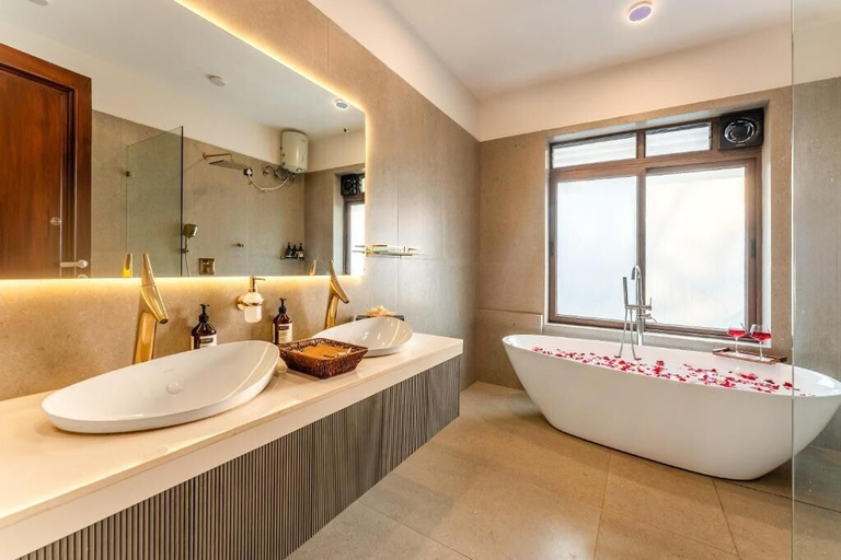 Bathroom 5, ELIVAAS Casa Del Mundo Luxe Pet friendly, North Goa