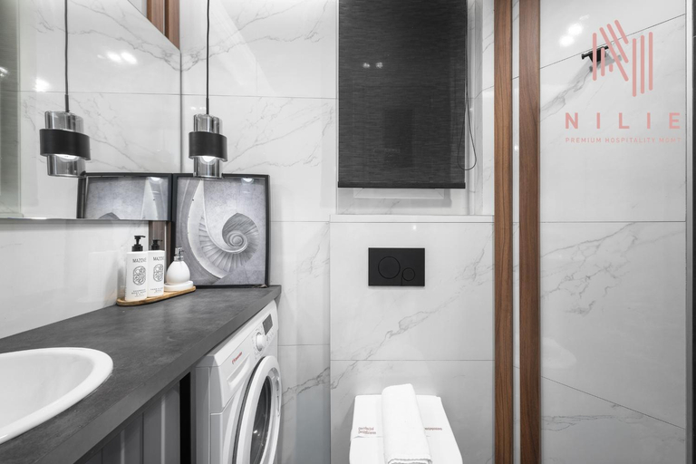 Bathroom 3, Hermes Suites, Agia Sofia, Nilie Hospitality MGMT, Central Macedonia