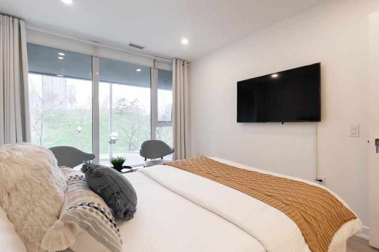 Room 5, The Yorkmont Toronto, Toronto