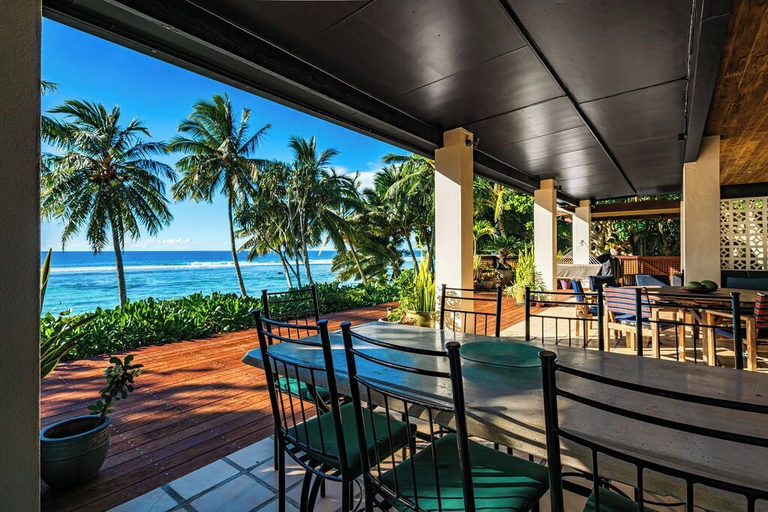 Outdoor dining 2, Spindrift Villa, Rorotonga